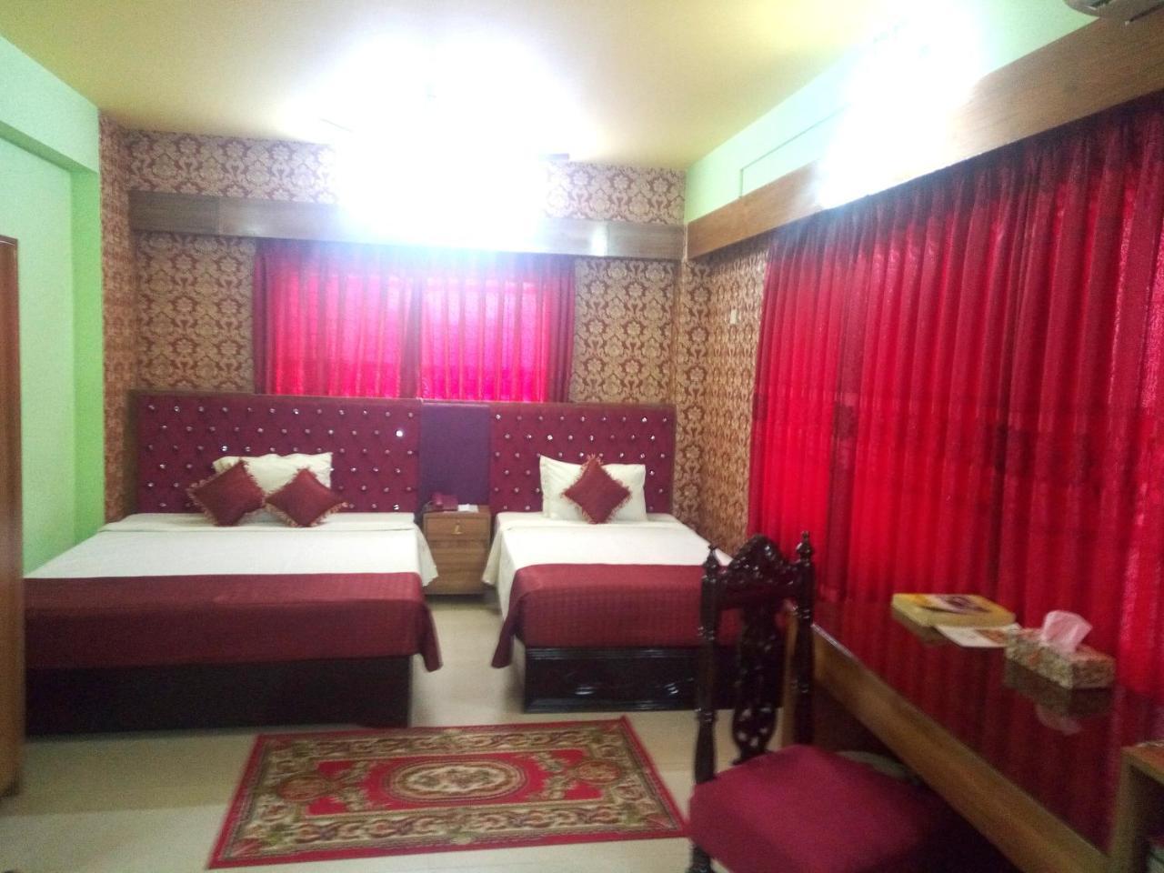 Hotel Lake View Plaza Dakka Dış mekan fotoğraf