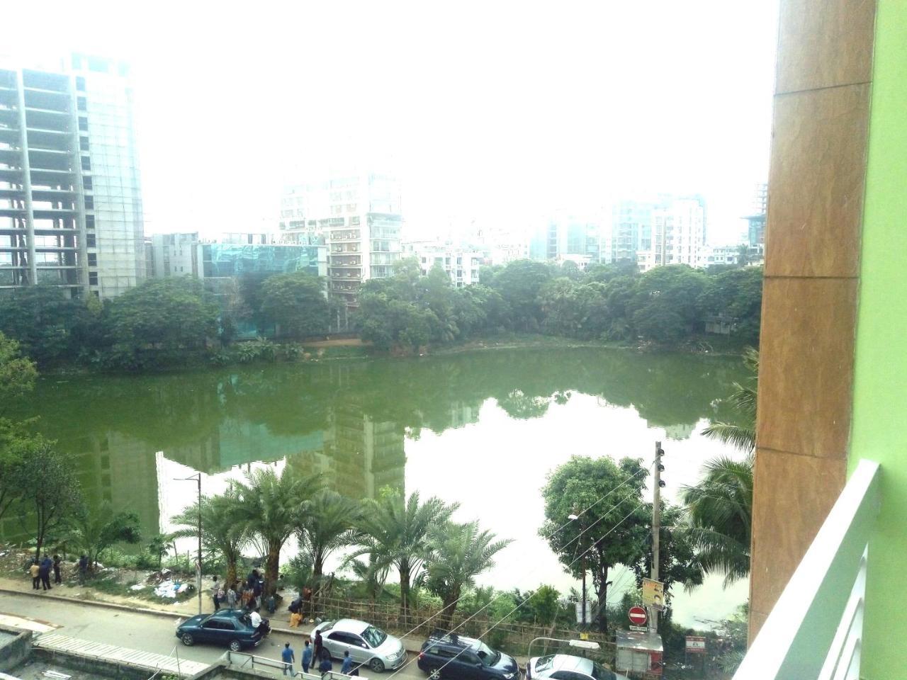 Hotel Lake View Plaza Dakka Dış mekan fotoğraf