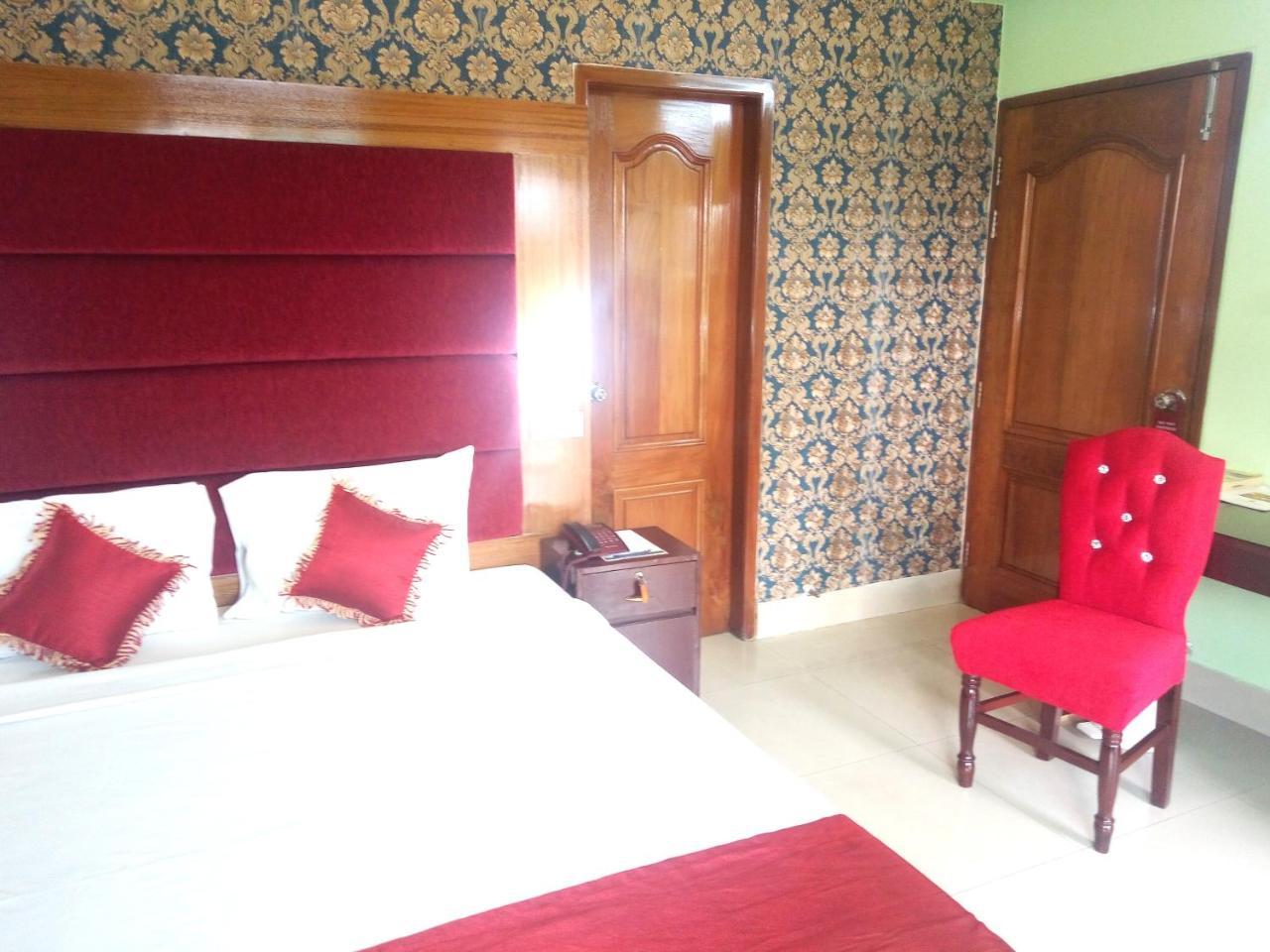Hotel Lake View Plaza Dakka Dış mekan fotoğraf
