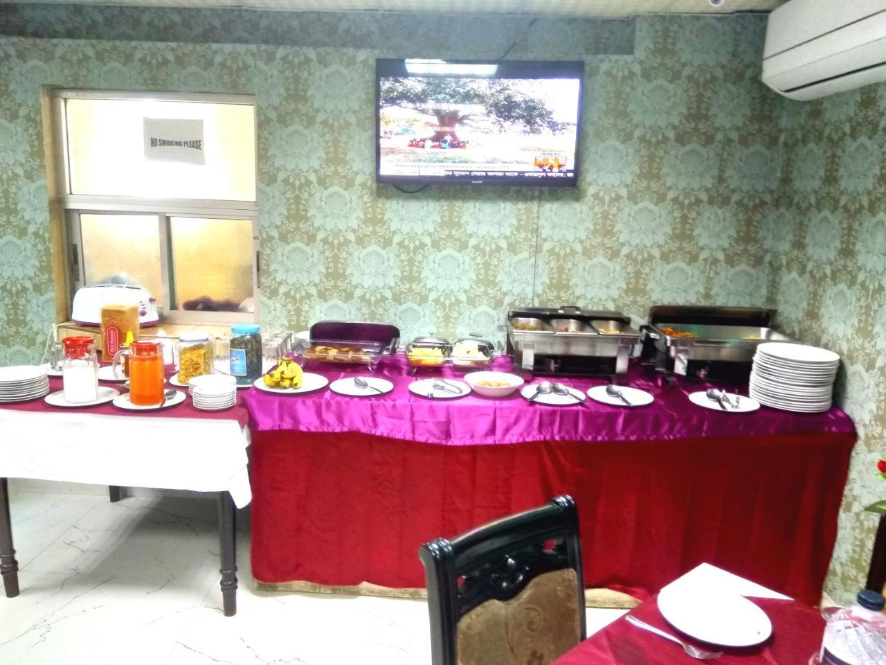 Hotel Lake View Plaza Dakka Dış mekan fotoğraf