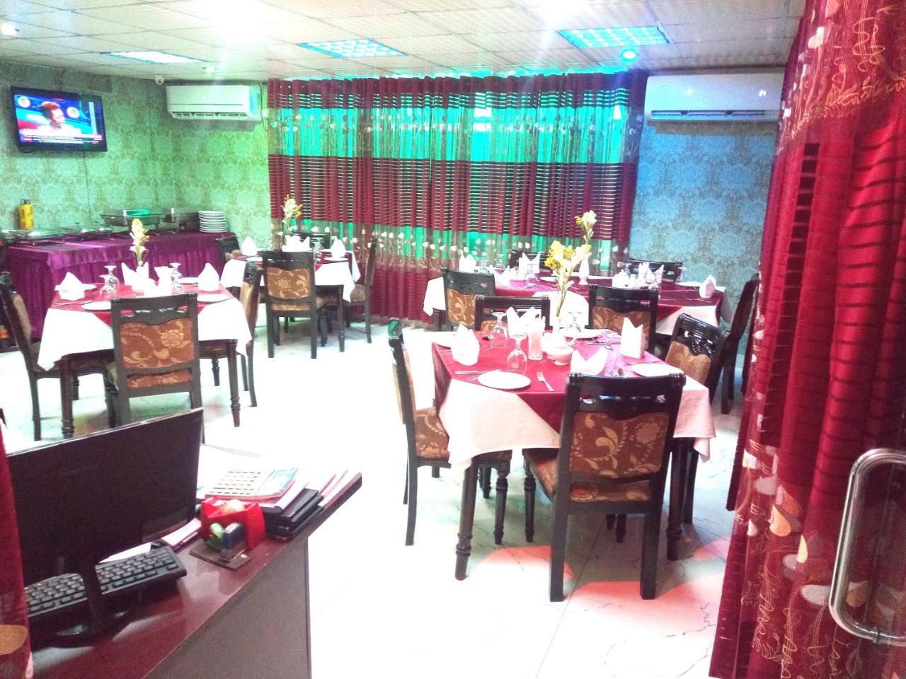 Hotel Lake View Plaza Dakka Dış mekan fotoğraf