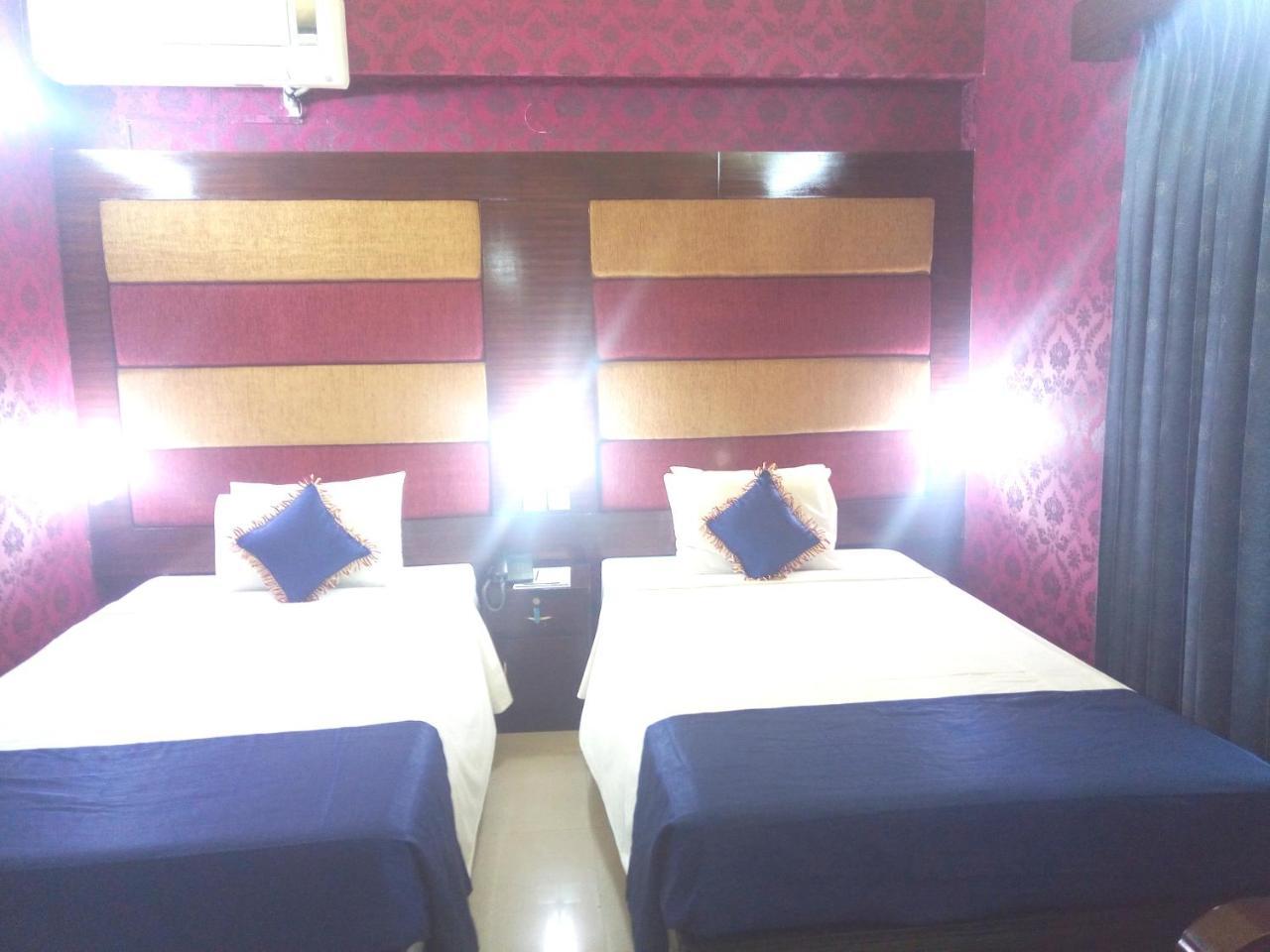 Hotel Lake View Plaza Dakka Dış mekan fotoğraf